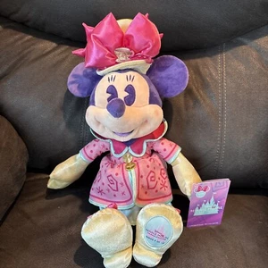 Minnie Mouse The Main Attraction Mad Tea Party Alice Limited Plüsch 3/12 Neu mit Etikett - Bild 1 von 7