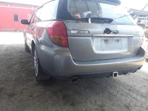 SUBARU OUTBACK 4TH GEN 09/2003-09/2006 LEFT TAILLIGHT - Picture 1 of 12