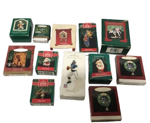 Lote de 12 adornos navideños distintivos varios años vintage ver descripción - Imagen 1 de 2
