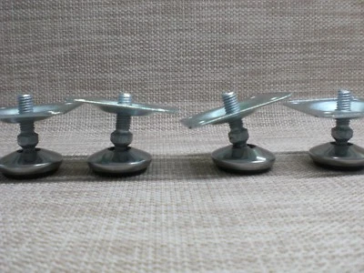 4 Stück Edelstahl Gewinde M8 Möbelfüße + Montageplatte  Chrom Stellteller 3,5cm. - Bild 1 von 4