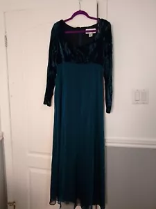 Js Collections Dress Green Velveteen Prom Dress Ball Gown Wedding - Anna Cosplay - Picture 1 of 4