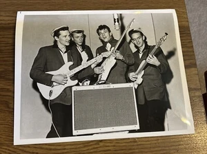 Foto de la banda de rock Rockabilly de Gene Vincent & the Blue Caps 8x10 en blanco y negro - Imagen 1 de 2