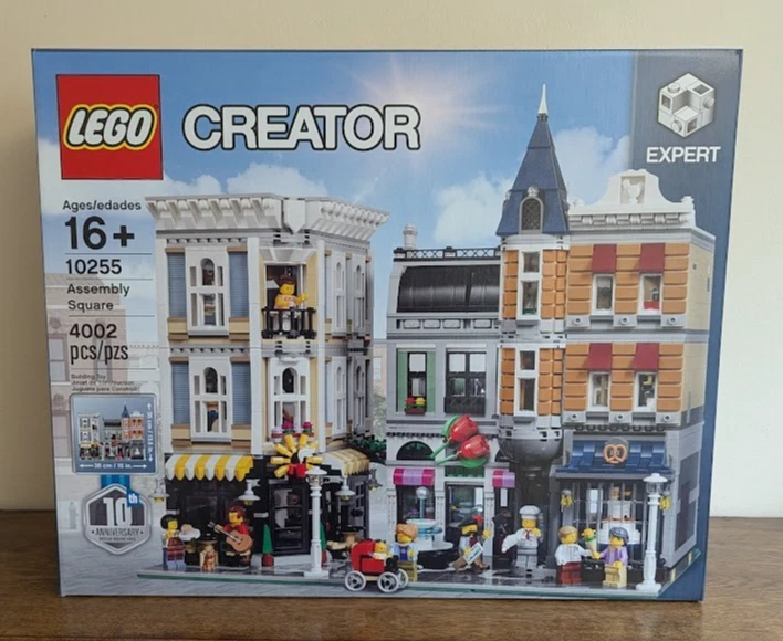 LEGO 10255 CREATOR: ASSEMBLY SQUARE SET! FACTORY SEALED IN BOX! RETIRED! EXPERT! - Image 1 of 1