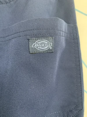 Calça esfoliante Dickies pequena preta pequena - Imagem 1 de 4