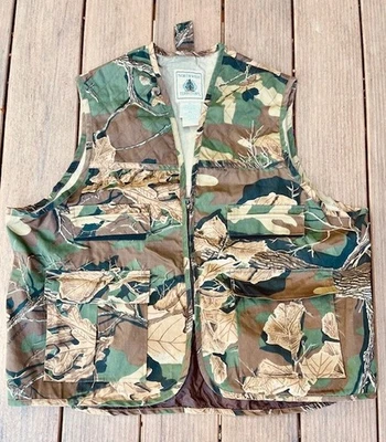NORTHWEST TERRITORY Hunting Vest Men's XL w/ Game Bag Pouch Woodland Camouflage - Image 1 of 4