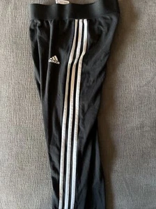 Adidas Gr.XS Loungewear Essentials High-Waisted Damen Logo Leggings - Gr. XS - Bild 1 von 4