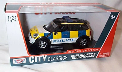 Mini Cooper S Countryman Police New in box 1-24 scale model Motor Max - Image 1 of 2