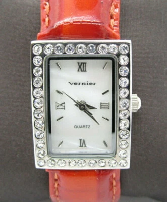 女士 Vernier Quarz 防水模拟 21 毫米表盘手镯手表 (D589) — 第 1/4 张图片