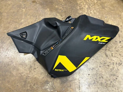 Ski-Doo Summit Neo 600 Sport MXZ Renegade 850 2020 panel lateral derecho 22 23 24 Foto 1 de 4