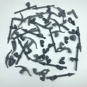 Assorted Orc Weapons - Parts / Kitbash - Warhammer Fantasy Games Workshop X16003 - Picture 1 of 2