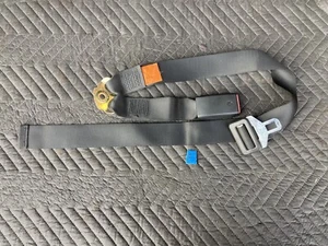 1982-1994 BMW E30 318i 325i 1952836 Rear Center Seat Belt OEM #2118M - Picture 1 of 10