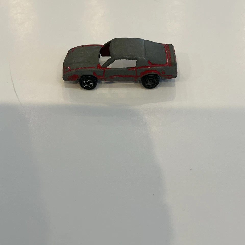 Pontiac Firebird Tootsietoy rojo vintage Foto 1 de 3