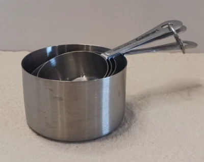 Juego de 4 vasos medidores de acero inoxidable Cuisinart Foto 1 de 4