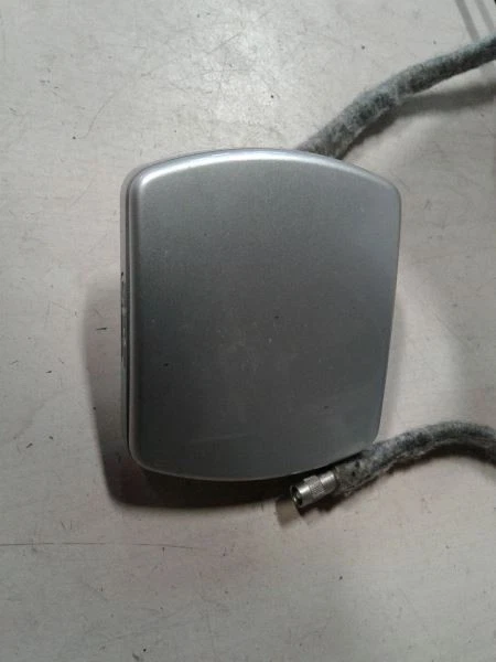 S8 AUDI   2001 Antenna 729116 - Image 1 of 4
