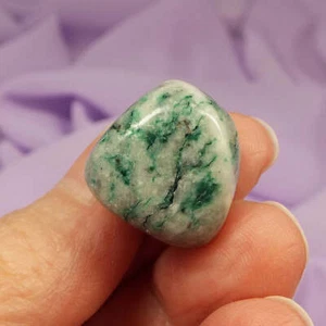 Rare Mariposite crystal tumble stone 12.1g SN35206 - Foto 1 di 4