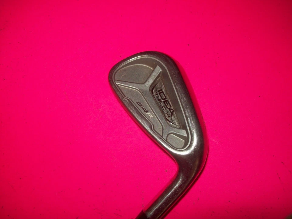 Adams Idea A4P 9 Iron - Image 1 of 4