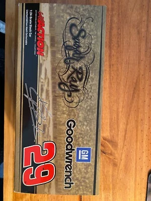 Kevin Harvick #29 GM Goodwrench Sugar Ray 2003 Monte Carlo 1:24 banco de coches Foto 1 de 4
