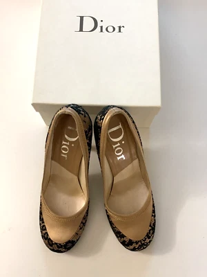 DIOR EUR 36.5 Nude Silk Satin with Black Lace Trim Pumps 4" Heels Round Toes - Image 1 of 4
