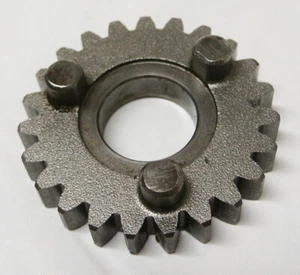 Honda CRF 80 Main shaft 4th gear 23481-115-000 - Picture 1 of 2