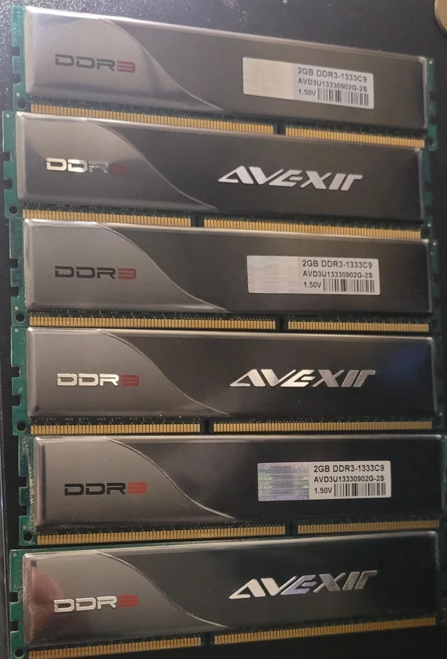 6 x Avexir 2gb ddr3 Foto 1 de 1