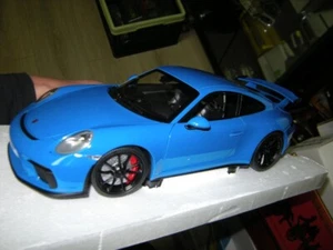 1:18 Minichamps Porsche 911 GT3 2018 azul/azul en embalaje original-raro/raro - Imagen 1 de 3