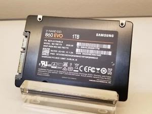 Disque SSD Samsung 860 EVO 1 To 2,5" SATA V-NAND MZ-76E1T0 testé à 93% - Photo 1/3