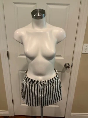 Marc by Marc Jacobs белый черный в полоску джинсовой ткани значок мини юбка, размер 25 - Изображение 1 из 4
