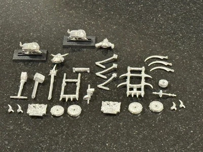 Warhammer Chaos Centaur Dwarves - Whirlwind & Tenderiser War Machines - Metal - Image 1 of 4