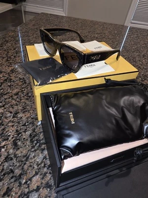 GAFAS DE SOL FENDI PIEL DE SERPIENTE Foto 1 de 4