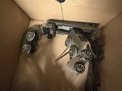 HUGE LOT OF PARTS INCLUDING BACHMANN E-Z TRACK HO SEE PHOTOS! MARX LIONEL - Image 1 of 4