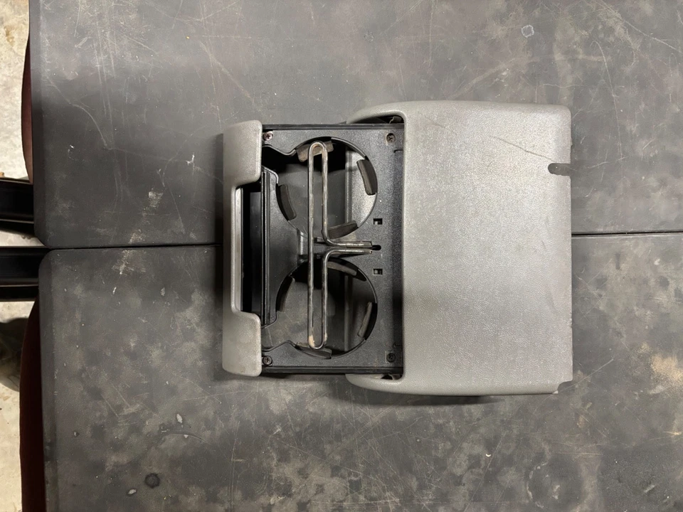 Chevy C/K 1500 2500 GMC Silverado Sierra 1988-1994 portavasos extraíble gris OEM Foto 1 de 2