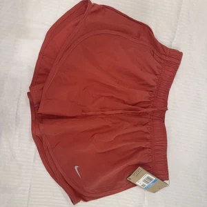 nike damen shorts medium neu - Bild 1 von 6