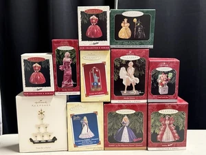Lote de 11 Adornos de Coleccionistas de Navidad Monroe Barbie Mago de Oz Sello - Imagen 1 de 4