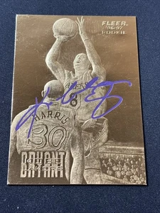 1996-97 Fleer 23KT Gold KOBE BRYANT Rookie Card #0748 Purple Auto RC LIMITED - Picture 1 of 4