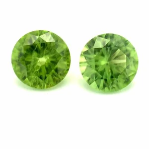 1.75tcw Peridots, Round, Brilliant Cut VS,VVS, Pakistan Natural Gemstone *Video* - Picture 1 of 4