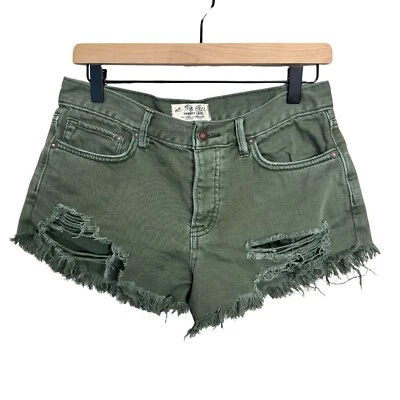Pantalones Cortos de Denim Free People We The Free Loving Good Vibrations Corte Talla 26 Verde Foto 1 de 4