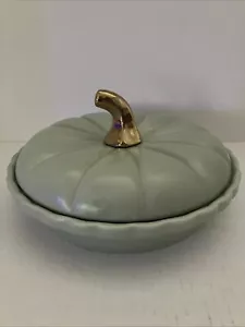 Cazuela para hornear cubierta de pastel de calabaza de cerámica LEAFTON Farm - Imagen 1 de 24