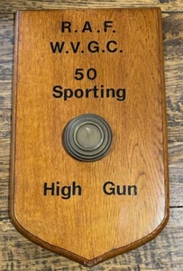 Vintage 11" Militär Tontaube Schießen Trophäe RAF W.V.G.C Sporting High Gun - Bild 1 von 2