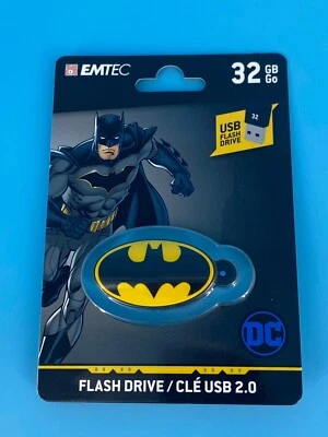 DC Comics Batman 32 GB USB Flash Drive 2.0 Emtec Keychain - Image 1 of 3