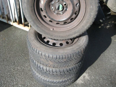 Satz Sommerreifen Mazda 323. 185/65R14 86H ET45 - Bild 1 von 2