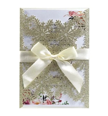 Tarjetas de Navidad de copo de nieve cortadas con láser tarjeta de invitación de boda con moño Foto 1 de 4