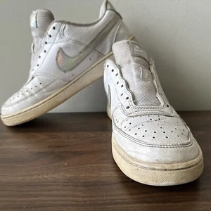Nike Court Vision weiß schillernde Schuhe Turnschuhe W5596-100 Größe Damen 10 - Bild 1 von 12