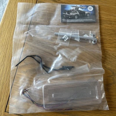 EAGLEMOSS  BUILD THE BACK TO THE FUTURE DELOREAN ISSUE 101 PART ONLY - Image 1 of 2