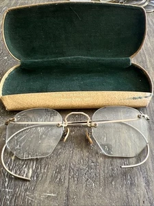 Vintage Bausch & Lomb Rimless Hexagon Eyeglasses 1/10 12K GF W/case - Picture 1 of 7