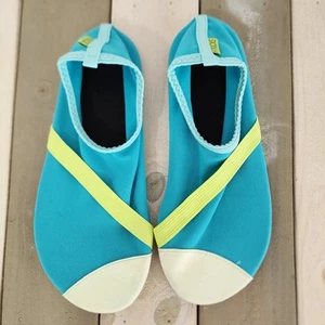 Fitkicks New Water Shoes Blue Large - Picture 1 of 3