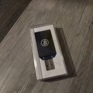 ASIC Miner Block Erupter Bitcoin Miner USB 333 MH/s Color Black - Picture 1 of 3