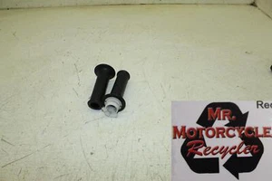 1996 SUZUKI RF600R OEM RIGHT LEFT CLIPON HANDLEBAR GRIPS GRIP PAIR SET B-50D - Picture 1 of 6