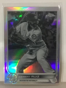 Topps 2022 cromo Keibert Ruiz refractor blanco negro #218 Nationals MSK - Imagen 1 de 2