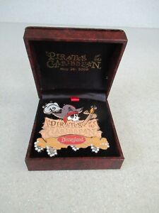 Disneyland’s Pirates of the Caribbean pin displayed in hinged box