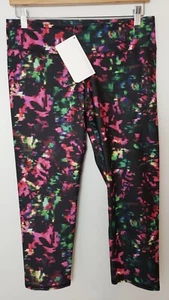 Fabletics NWT Salar Capri Leggings Yoga Pants Gym Active Running Workout Large - Picture 1 of 12